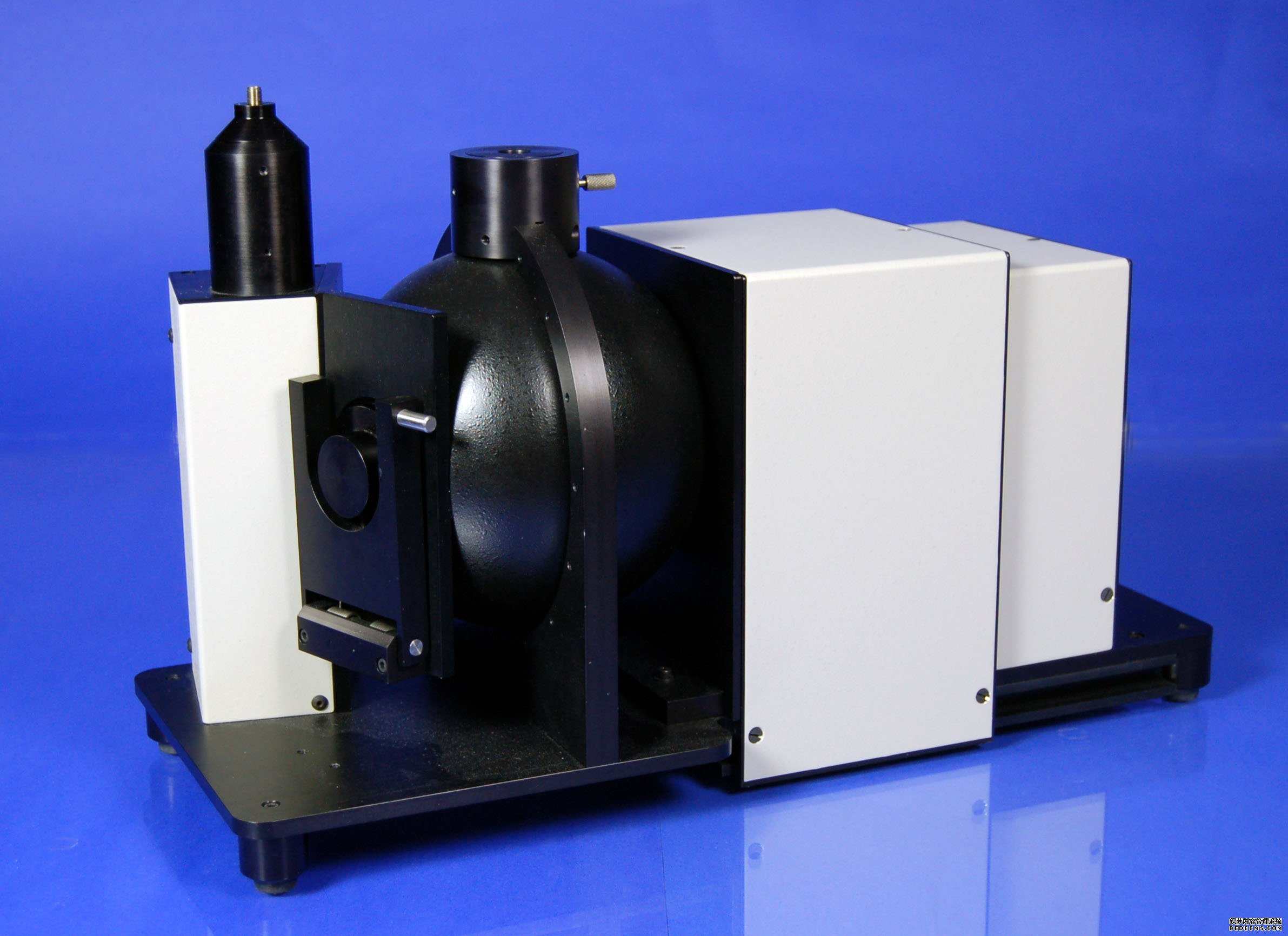 ��W�x������e����